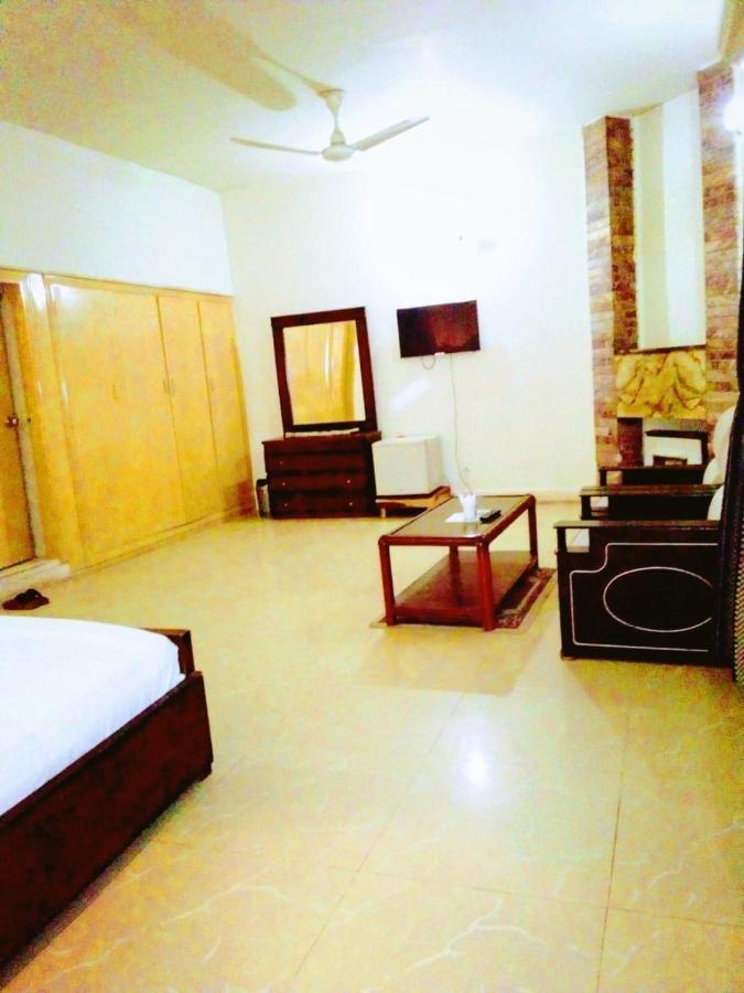 Pyramid International Guest House Islamabad Rum bild